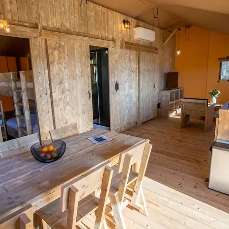 Lodge Piatana